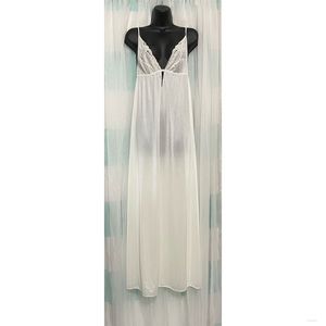 Vintage Int Ladies Garment Workers Union Night Gown